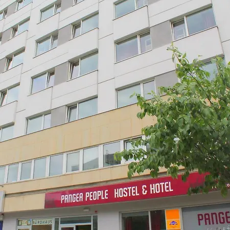 Pangeapeople Hostel & Hotel-3